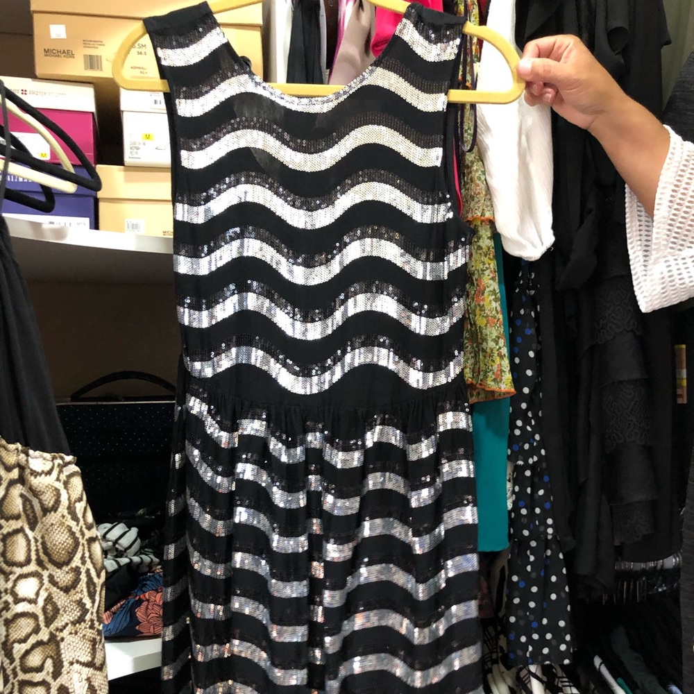 Black sequins dress